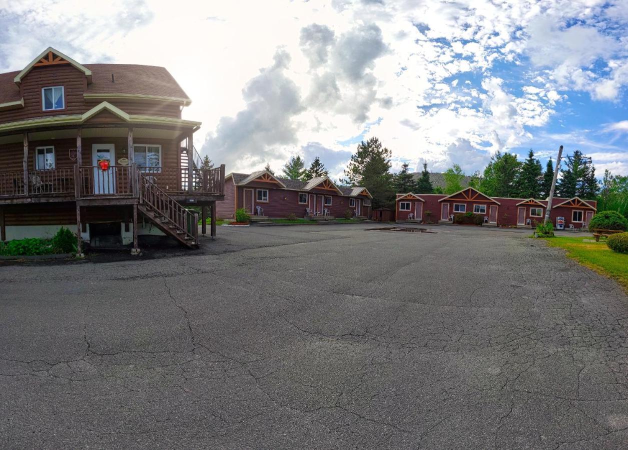 Motel Au Vieux Frontenac Thetford Mines Exterior photo