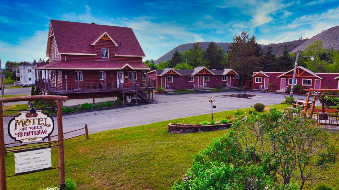 Motel Au Vieux Frontenac Thetford Mines Exterior photo
