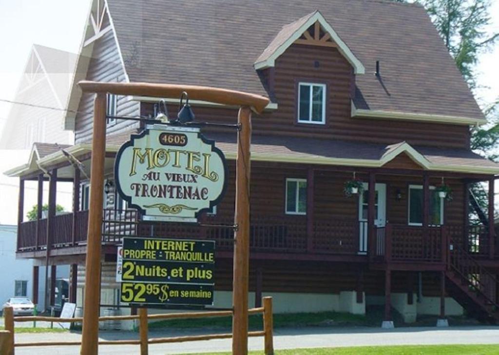 Motel Au Vieux Frontenac Thetford Mines Exterior photo
